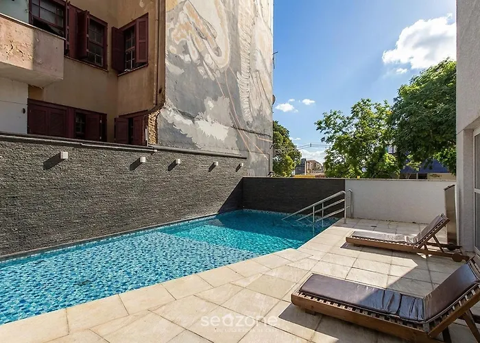 Em Cond. C/ Piscina Pue0607 Porto Alegre